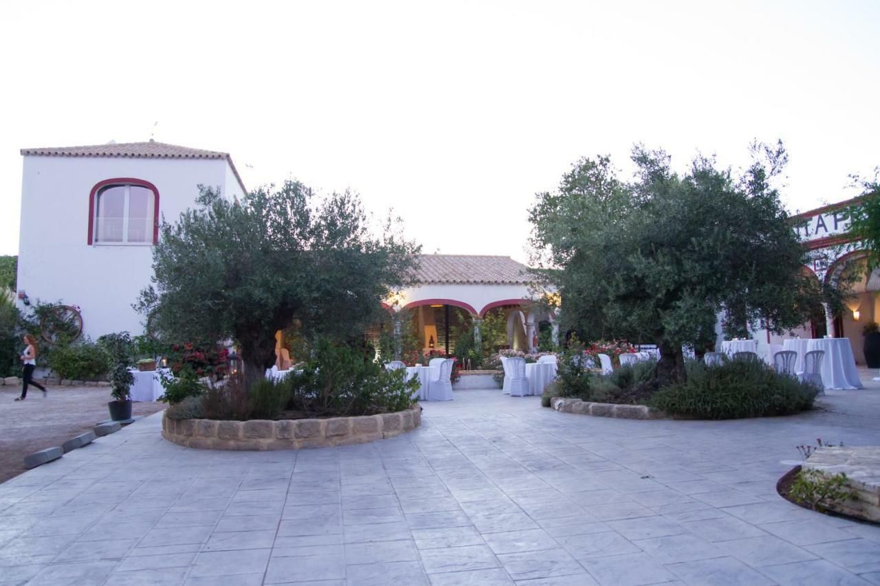 赫雷斯 Jerez Vina Santa Petronila旅馆 外观 照片